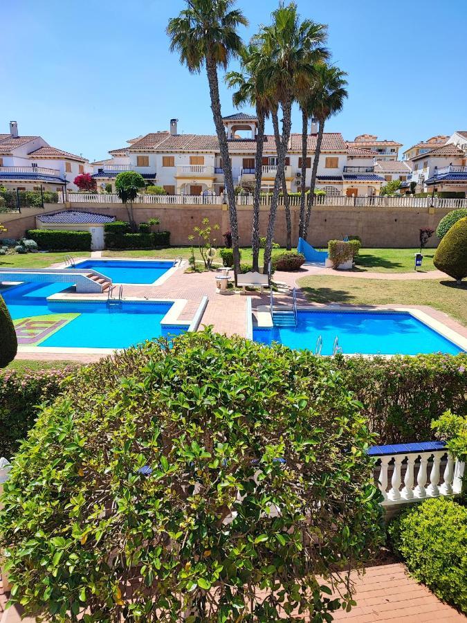 Bungalow Con Terraza La Mata La Mata  Exterior photo